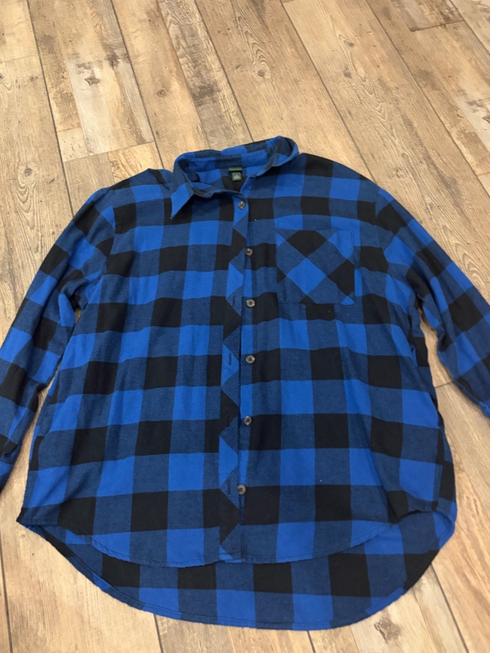 Women’s Wild Fable Blue & Black Buffalo Check Button Down Shirt